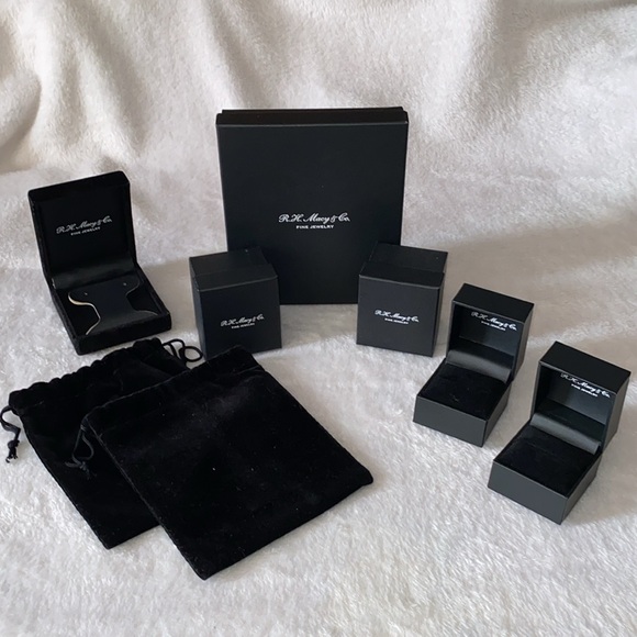 R.H. Macys & Co Fine Jewelry storage bundle - Picture 1 of 15